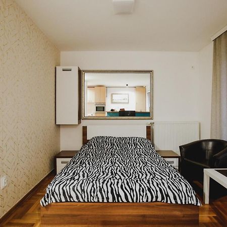 Prestige Apartment Gornji Milanovac Dış mekan fotoğraf