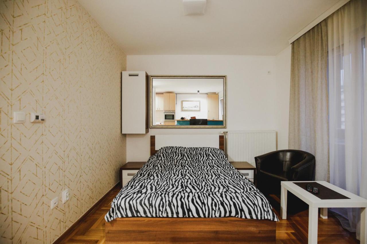 Prestige Apartment Gornji Milanovac Dış mekan fotoğraf