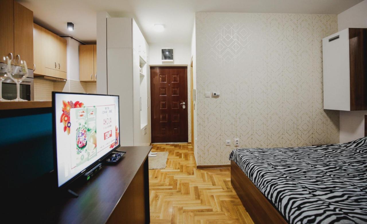 Prestige Apartment Gornji Milanovac Dış mekan fotoğraf